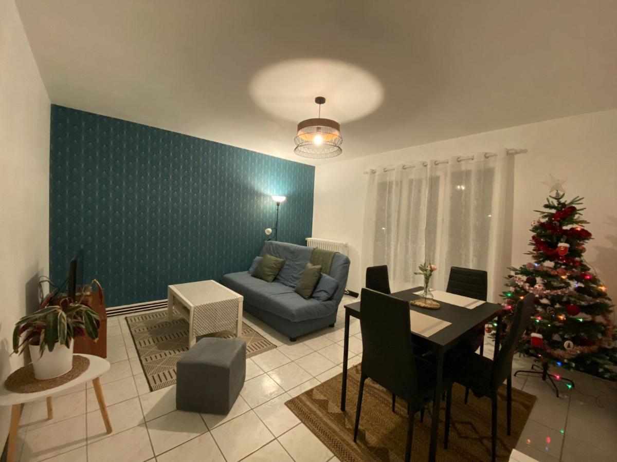 Appartement Cosy Pres De La Gare Avec Parking Saint-Pierre-des-Corps Exterior foto